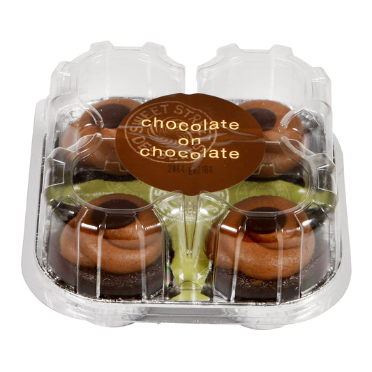 Iced Chocolate Cup Cake (16 Count)
