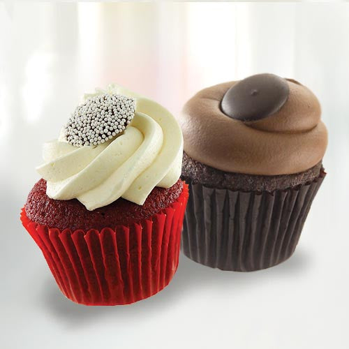 Chocolate & Red Velvet Cupcake Variety (4 Chocolate, 4 Red Velvet)