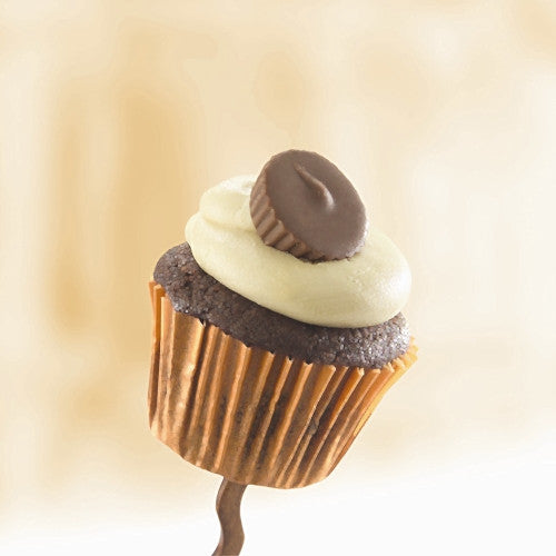 Iced Peanut Butter Cupcake (16 Count)